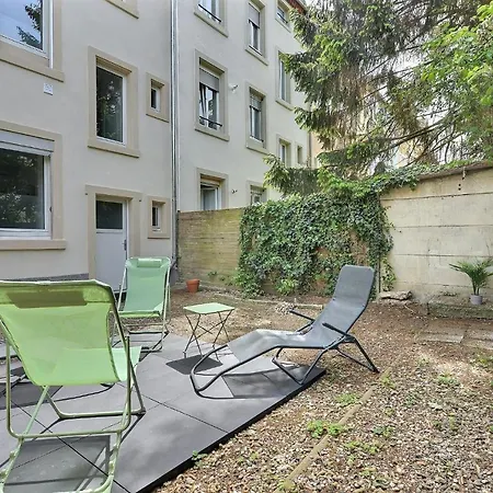 Le Coquelicot: Cozy Terrace Retreat Near Historic Center Apartment Mulhouse