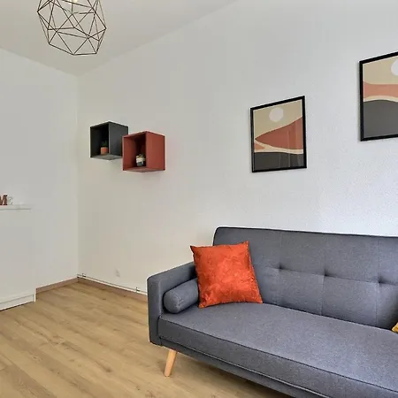 Apartment Le Coquelicot: Cozy Terrace Retreat Near Historic Center Mulhouse